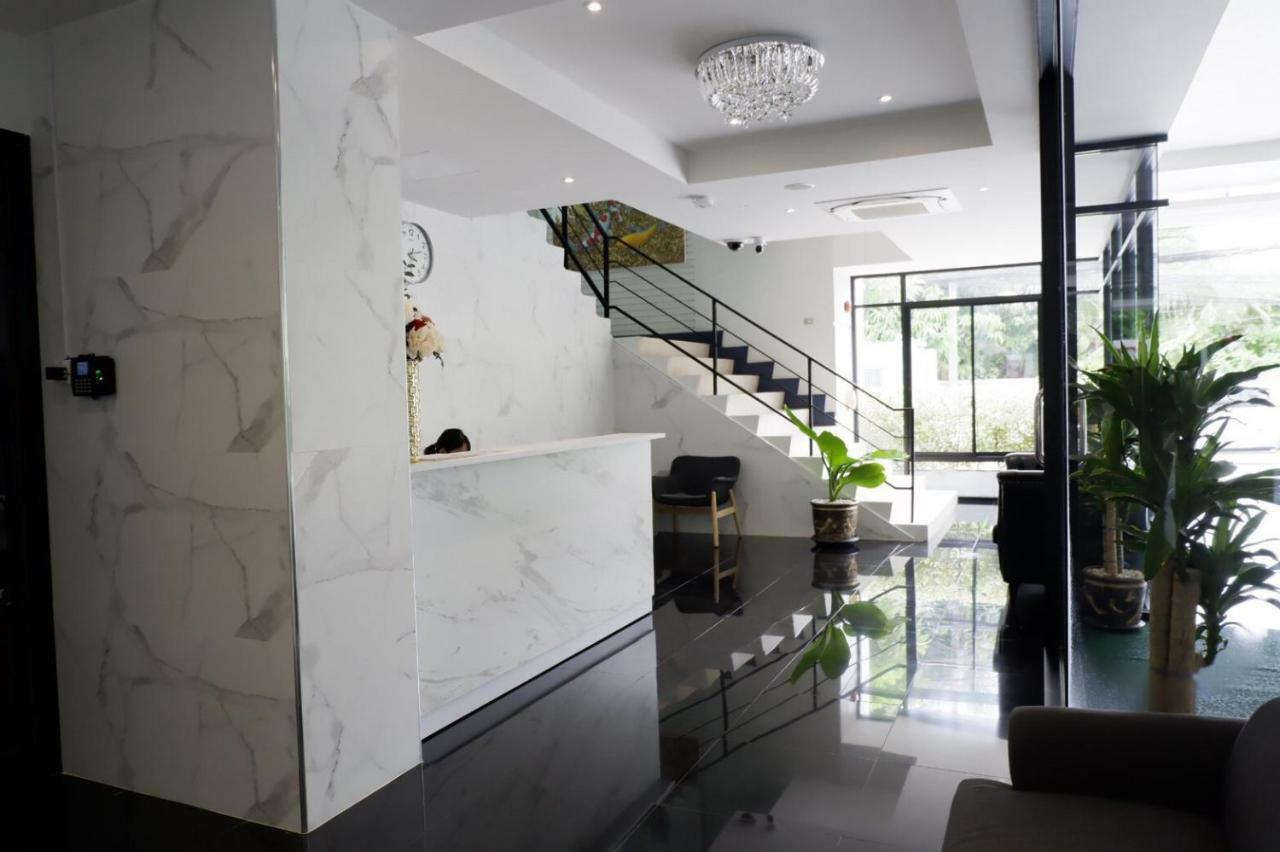 Pacific Residence 39 Bangkok Esterno foto